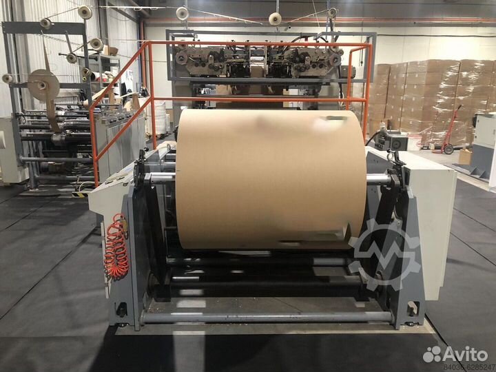 Машина для производства бумажных пакетов с кручено