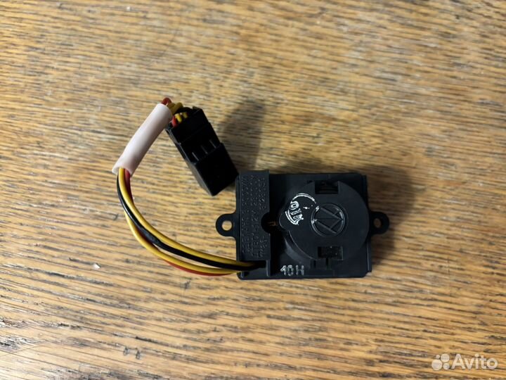 Датчик температуры салона kalina