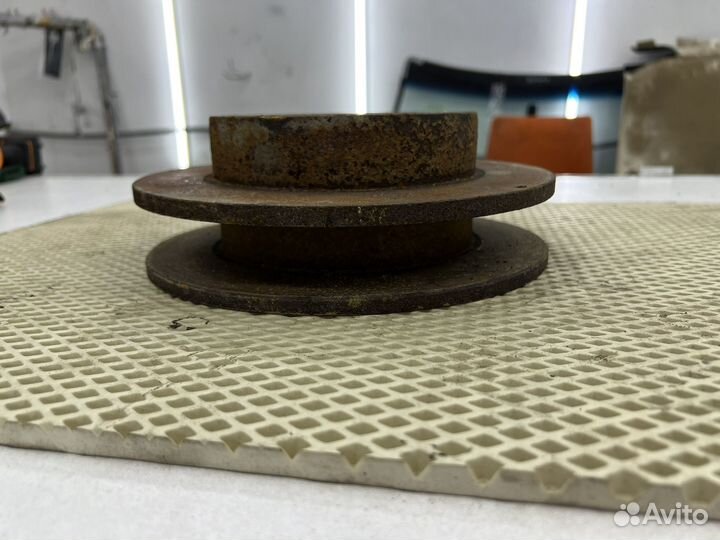 Диски тормозные задние Geely Emgrand Ec7 EC7