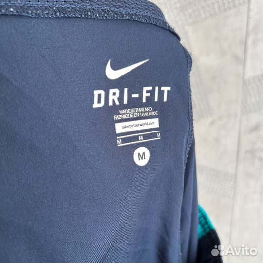 Спортивные шорты nike