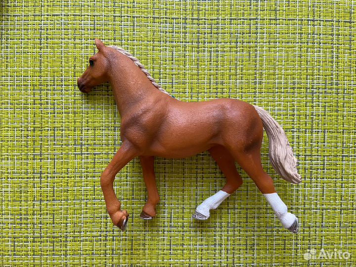 Фигурки лошадей schleich