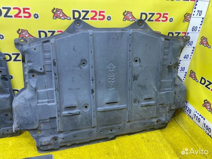 Защита днища Nissan Leaf AZE0 EM57 2016/Цвет Kh3 145252