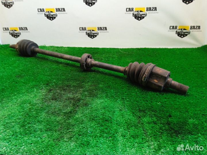 Полуось (привод) передний правый R