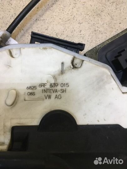 Замок дверной задний левый Volkswagen Polo 5