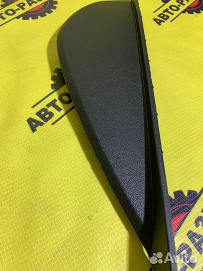 Накладка торпедо правая Kia Rio FB 1.6 2018