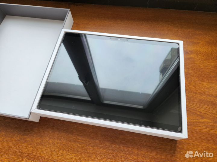 Microsoft Surface Pro 9 i5 8GB 256GB + клавиатура