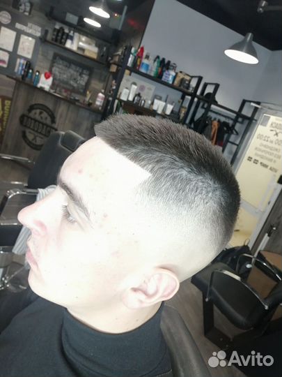 Мужской парикмахер Barber