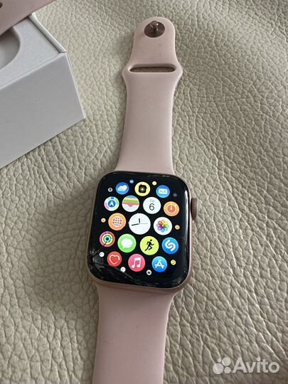 Часы apple watch 4 40 mm gold rose