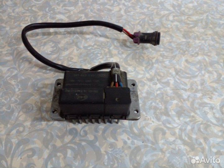 Резистор отопителя (реостат) Audi 100 С4 (45) 1991