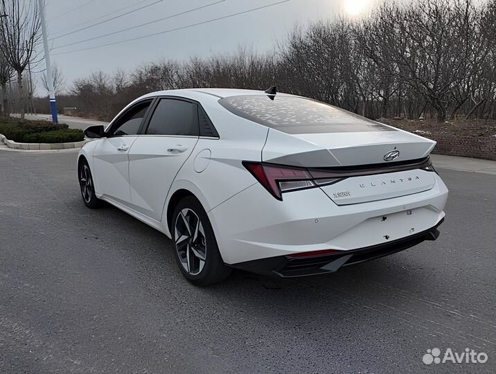 Hyundai Elantra 1.5 CVT, 2021, 50 000 км