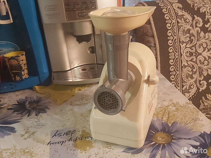 Электромясорубка Белвар кэм-36 на запчасти