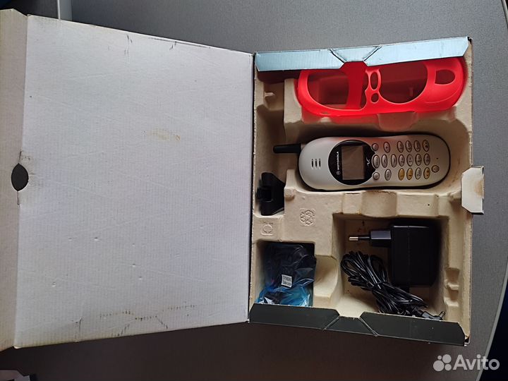 Motorola V2288