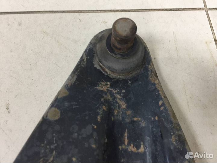 Рычаг передний левый Renault Logan 1 2005-2014