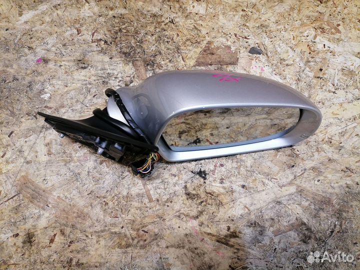 Зеркало правое Audi A6 C6 Rest серебро