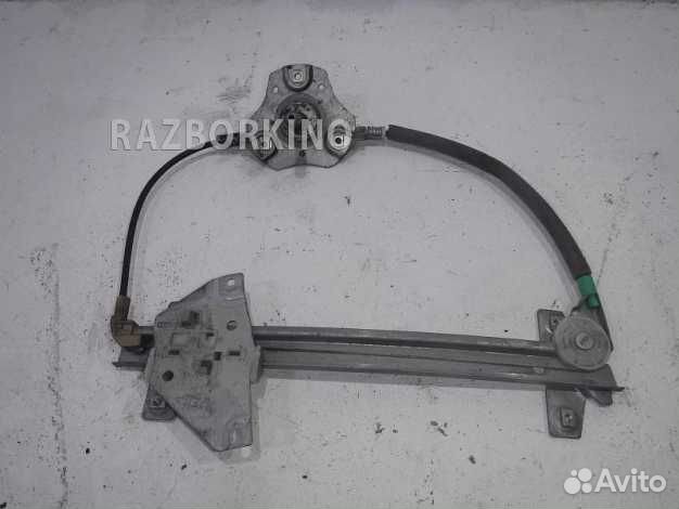 Стеклоподъемник механический задний левый