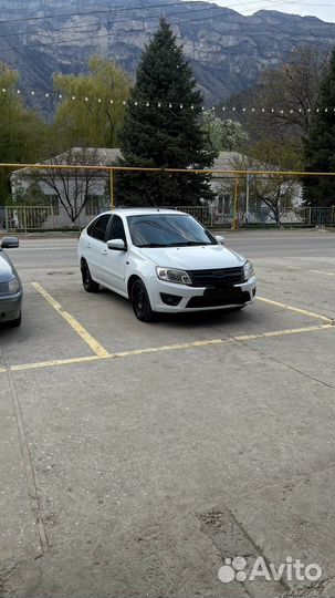 LADA Granta 1.6 AT, 2015, битый, 171 000 км