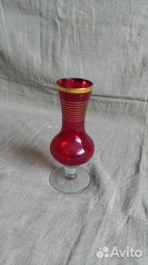 Антикварная ваза