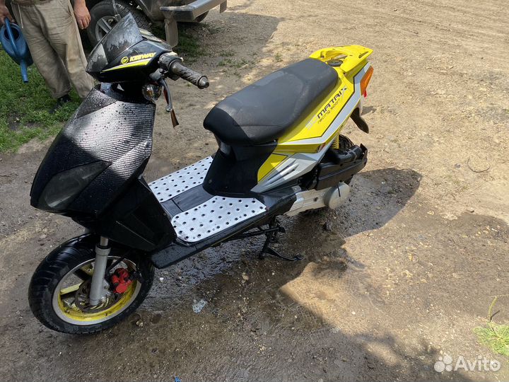 Скутер стелс вортекс 150
