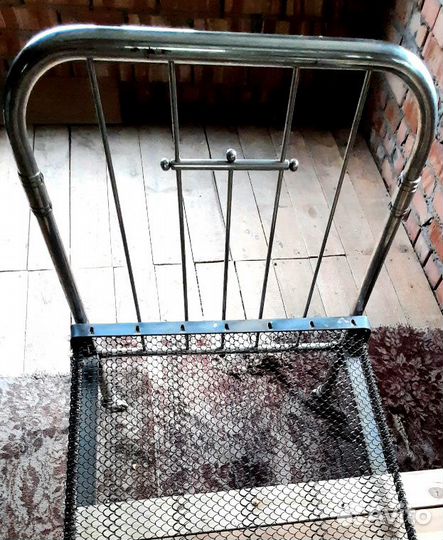 Кровать металлическая с сеткой. ссср. Винтаж. Две