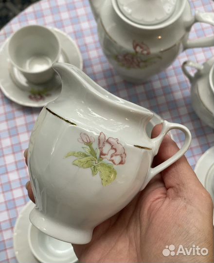 Красивый кофейный сервиз