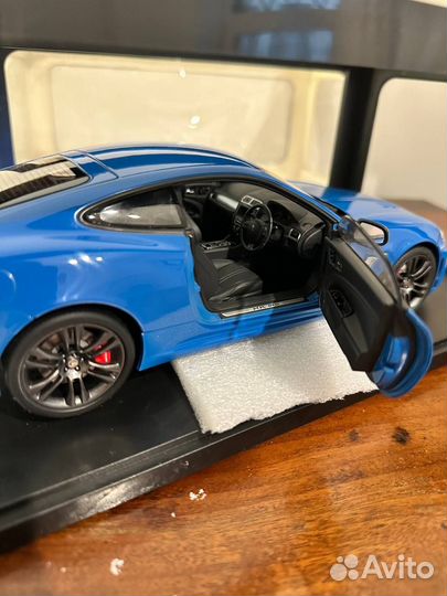 Autoart 1:18 jaguar XKR-S