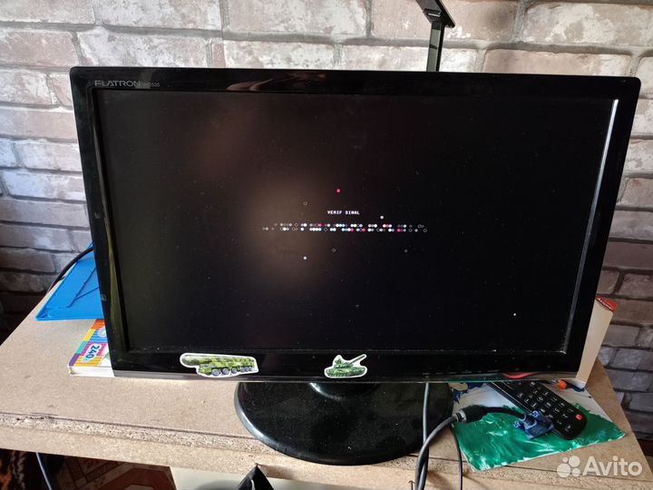 Монитор LG 22