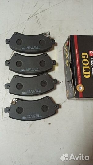 Тормозные колодки переднее Toyota Corolla E12