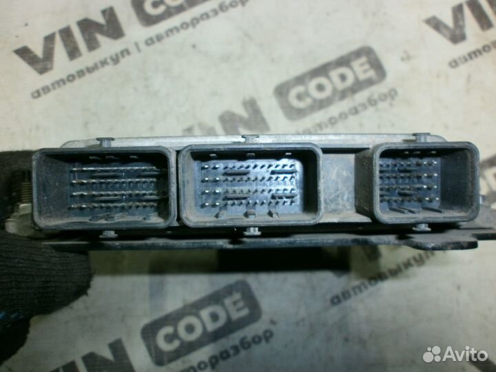 Блок управления двигателем Renault Megane