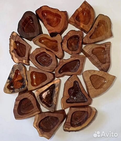 Подсвечник из дерева