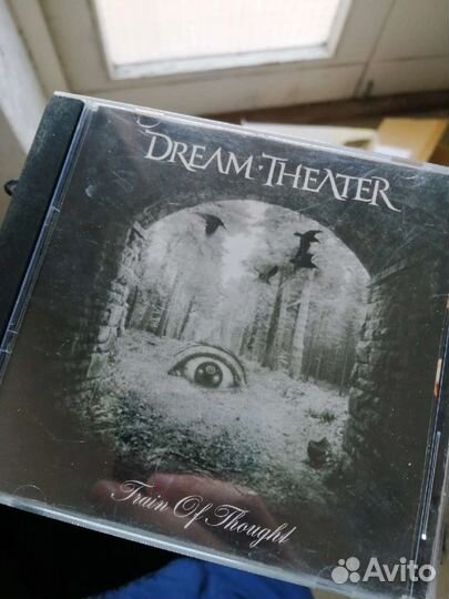 Музыкальные диски. Рок и металл музыка