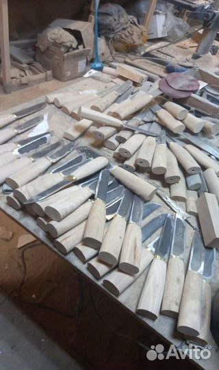 Нож кованый ручной работы