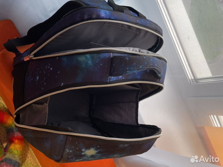 Школьный рюкзак