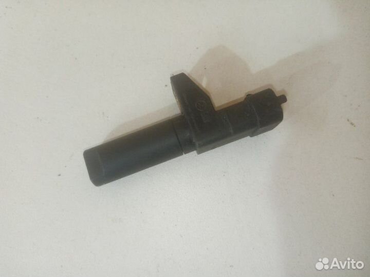 Датчик положения коленвала Mercedes C-Class W204