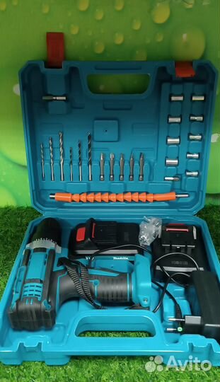 Аккумуляторная дрель-шуруповерт Makita