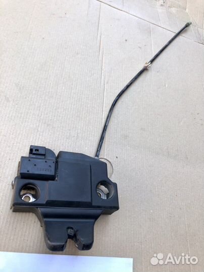 Subsru Legacy b14 BRZ Gt86 замок багажника