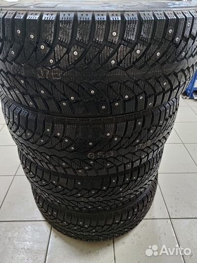 Pirelli Formula Ice 225/55 R18 102T