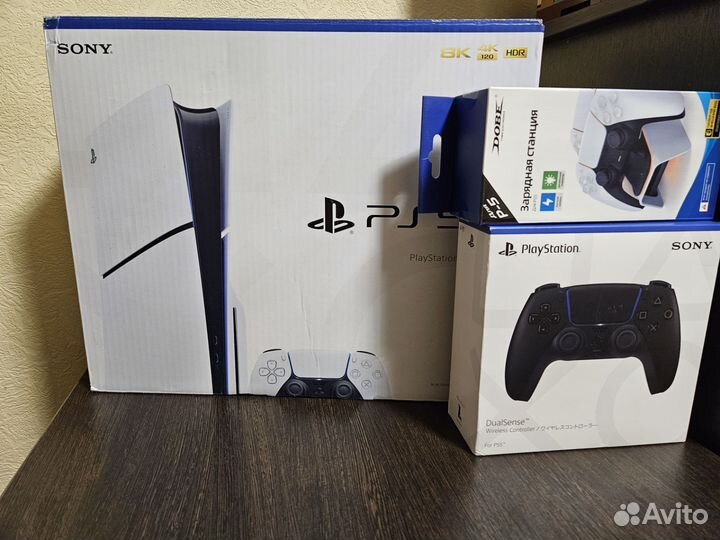Sony PlayStation 5 Slim + 2 геймпада + докстанция