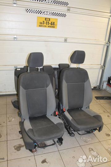 Сиденья комплект Ford Focus 3 2011