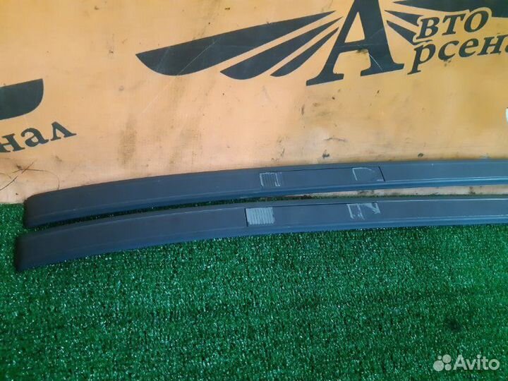 Молдинг крыши Daewoo Nexia седан 1.5 8кл 2011