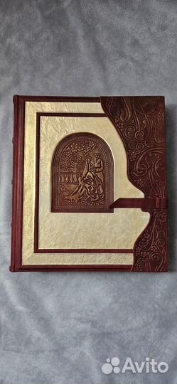 Свадебный фотоальбом с кожанным переплетом