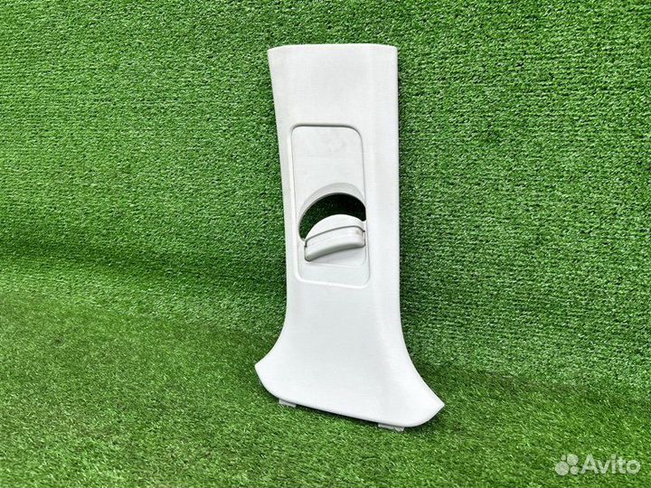 Накладка стойки левая Ваз Vesta Cross универсал