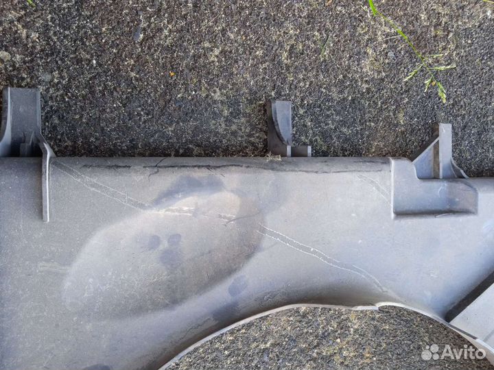 Кожух вентилятора радиатора Mercedes sprinter w906