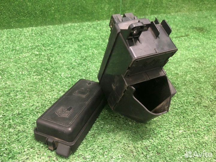 Блок предохранителей под капот Mini Cooper S R56