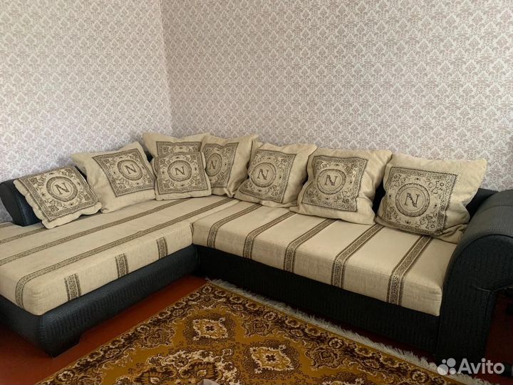 Угловой диван бу