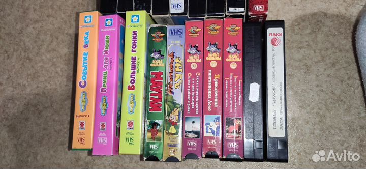 Кассеты с мультами и Петросяном (цены в описании)