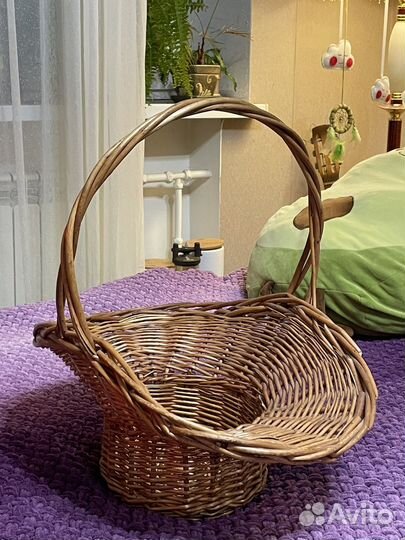 Плетеная корзинка