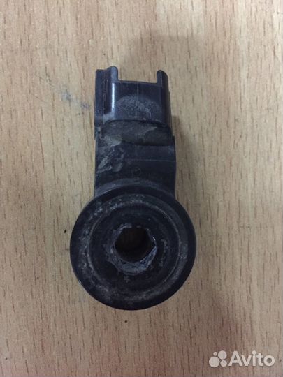 Датчик детонации Toyota Camry 50