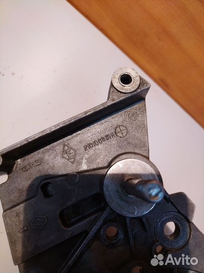 Водяная помпа Рено Меган K4M