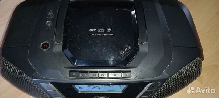 Philips магнитола AZ3856