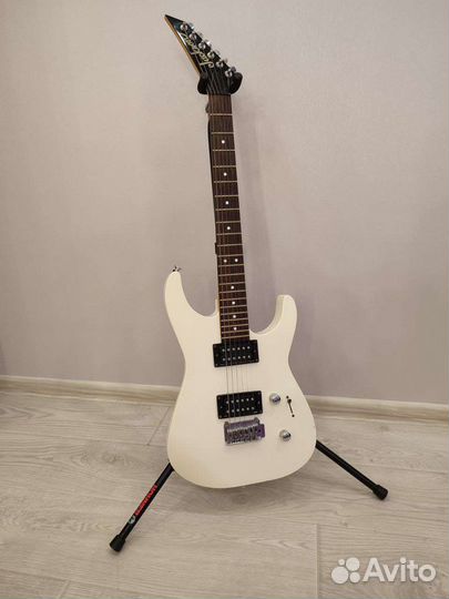 Электрогитара Jackson JS11 Dinky